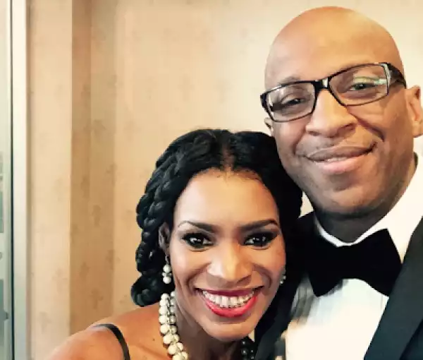 Gospel singers Donnie McClurkin and Nicole C Mullen are engaged